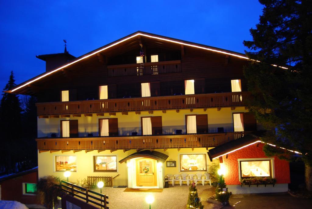 Albergo Villa Cristina Folgaria Ngoại thất bức ảnh